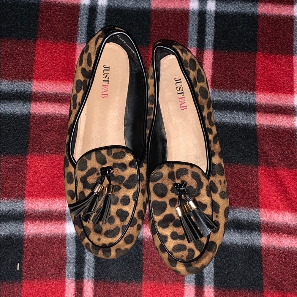 Leopard Print Flats - Picture 2 of 6
